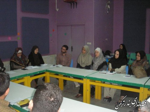 برگزاری نشست اعضای انجمن کتابخانه های شهرستان ترکمن