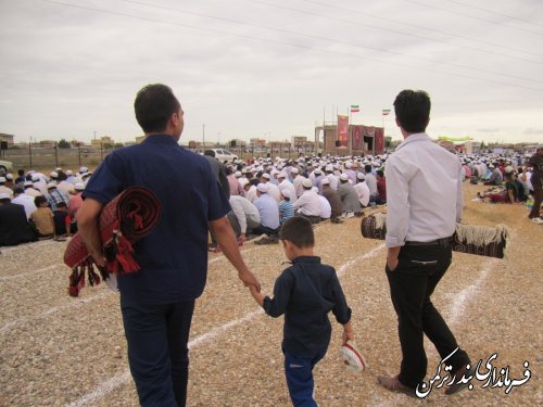 گزارش تصویری از برگزاری نماز عید سعید فطر در بندرترکمن
