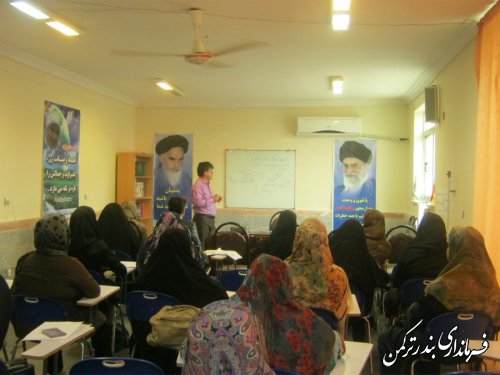 برگزاری کارگاه آموزشی آشنایی با قوانین ویژه مدیران شرکت تعاونی ها و آشنایی با قوانین کار و تامین اجتماعی در شهرستان ترکمن