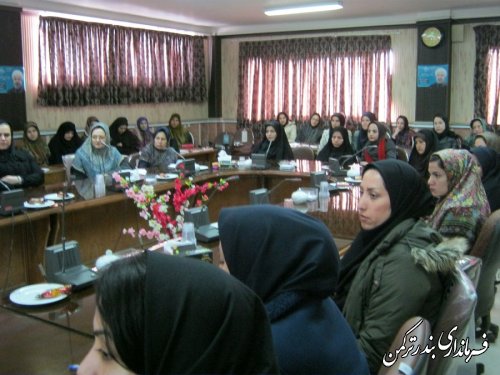 برگزاری نشست "سبک زندگی اسلامی" در فرمانداری ترکمن
