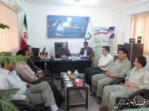 بمناسبت هفته محیط زیست، فرماندار ترکمن از اداره محیط زیست این شهرستان بازدید کرد