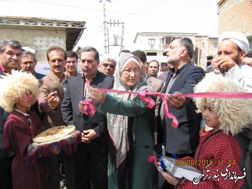 افتتاح متمرکز پروژه های عمرانی ، تولیدی و اشتغالزایی شهرستان ترکمن