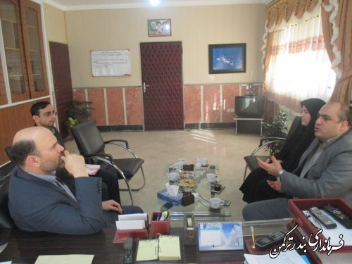 مدیرکل کتابخانه های عمومی استان گلستان با فرماندار شهرستان ترکمن دیدار کرد