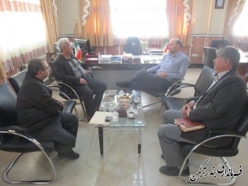 دیدار اعضای هیئت نظارت انتخابات شهرستان ترکمن با فیروزی رئیس ستاد انتخابات شهرستان