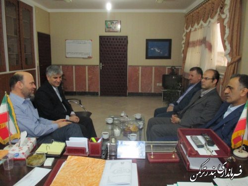 دیدار سرپرست بانک ملی استان گلستان با فیروزی فرماندار شهرستان ترکمن