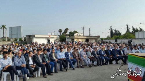 مراسم بزرگداشت شاعر و عارف بزرگ ترکمن مختومقلی فراغی در شهرستان تركمن برگزار شد