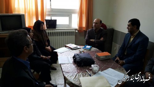 نشست فرماندار با  جمعی از فرهنگیان شهرستان ترکمن