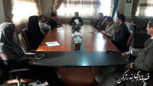 جلسه داخلی کارکنان فرمانداری شهرستان ترکمن برگزار شد