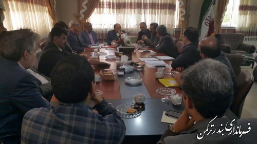 جلسه بررسی ساخت اردوگاه دانش آموزی آشوراده در شهرستان ترکمن برگزار شد