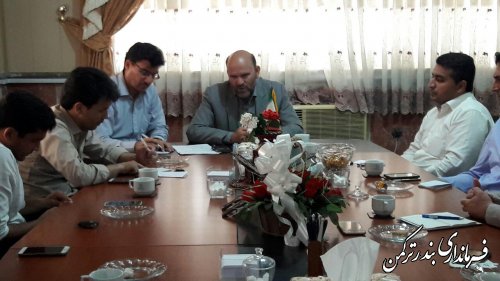 نشست اعضای شورای اسلامی  شهر بندرترکمن با فرماندار