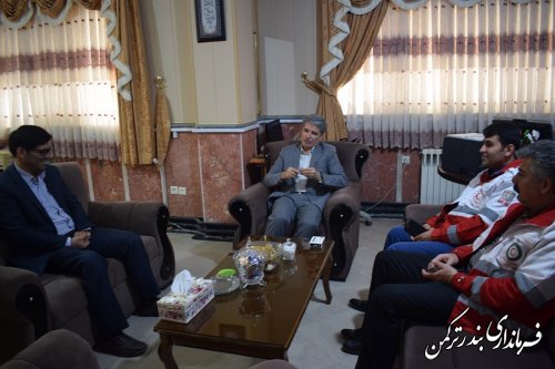 دیدار رؤسای هلال احمر و منابع طبیعی شهرستان ترکمن با سرپرست فرمانداری