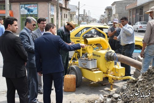 بازدید فرماندار از پروژه آبرسانی شهرستان ترکمن