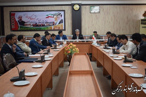 جلسه بررسی رفع موانع توسعه شهرستان ترکمن برگزار شد