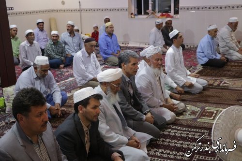حضور فرماندار در مسجد روستای نیازآباد