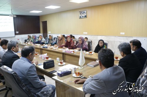 نشست فرماندار با کارکنان بهزیستی و مدیران مراکز غیردولتی شهرستان ترکمن