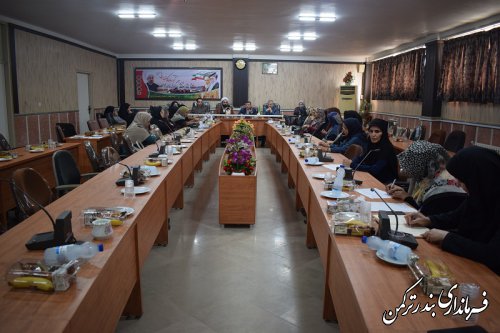 کارگاه آموزشی سبک زندگی اسلامی ویژه بانوان در شهرستان ترکمن برگزار شد