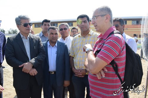 بازدید فرماندار ترکمن و ناظر فنی فدراسیون جهانی والیبال ساحلی از محل برگزاری تور جهانی تک ستاره والیبال ساحلی