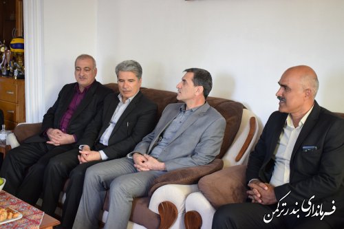 عیادت فرماندار و رئیس فدراسیون پزشکی ورزشی کشور از "یاشار کمی"