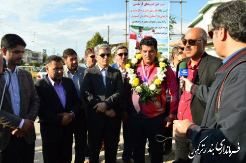 استقبال فرماندار و مسئولین شهرستان ترکمن از نائب قهرمان پرتاب وزنه مسابقات پاراآسیایی جاکارتا