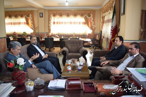 دیدار مدیر کل تعزیرات حکومتی استان با فرماندار ترکمن