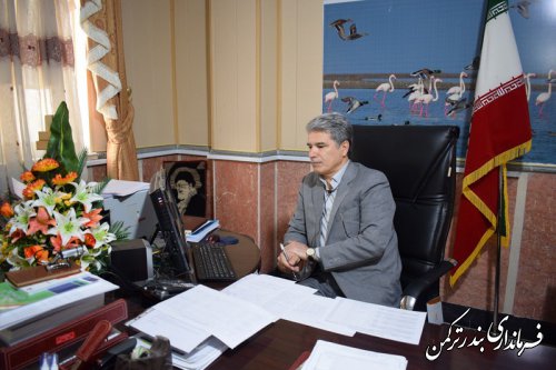 حضور فرماندار ترکمن در جلسه ویدئو کنفرانس هماهنگی برنامه های دهه فجر 