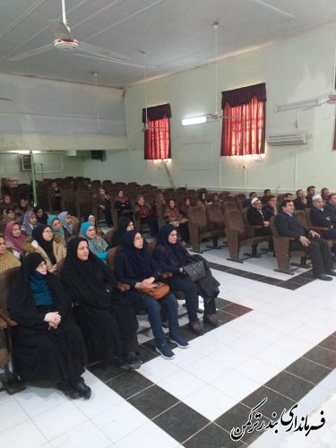 همایش عفاف دل، حجاب تن در شهرستان ترکمن برگزار شد