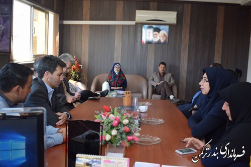 تجلیل از معاون سیاسی، امنیتی و اجتماعی فرماندار ترکمن