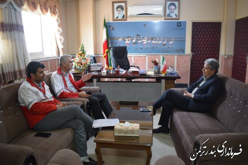 دیدار مدیر جمعیت هلال احمر استان با فرماندار ترکمن