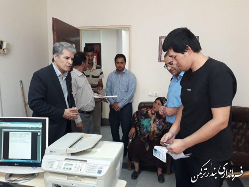 بازدید فرماندار ترکمن از روند رسیدگی به پرونده های بازسازی واحدهای مسکونی خسارت دیده از سیل اخیر در شهرستان