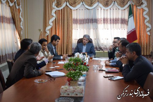 جلسه بررسی مشکلات بخش های تابعه شهرستان ترکمن برگزار شد