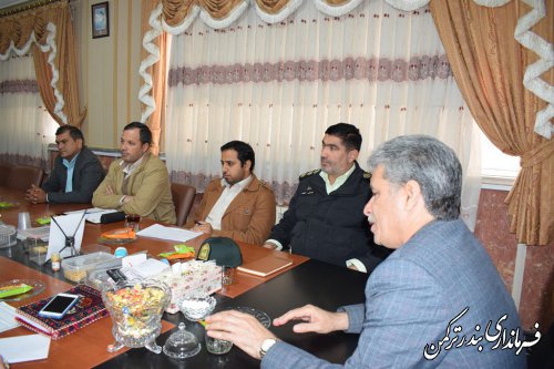 جلسه بررسی مشکلات پروژه سالن تختی شهرستان ترکمن برگزار شد