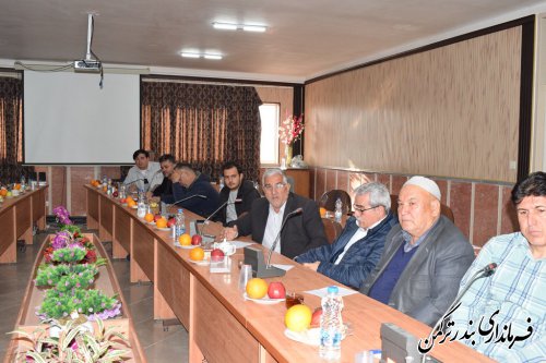 جلسه بررسی مشکلات واحدهای تولیدی شهرستان ترکمن برگزار شد