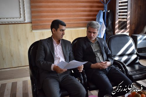 بازدید فرماندار شهرستان ترکمن از بخشداری مرکزی
