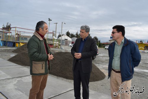 بازدید فرماندار شهرستان ترکمن از روند بهسازی محوطه پارکینگ اسکله