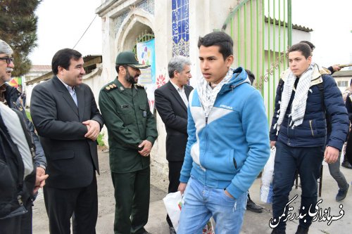 اعزام 70 دانش آموز از شهرستان ترکمن به مناطق عملیاتی جنوب کشور