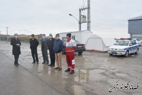 بازدید میدانی فرماندار ترکمن از ایستگاه های کنترل و بازرسی ورودی های شهرستان