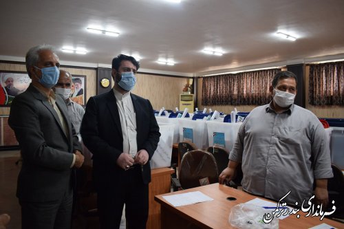 بازدید مدیرکل حراست استانداری از روند آماده سازی صندوق های اخذ رای انتخابات شهرستان ترکمن