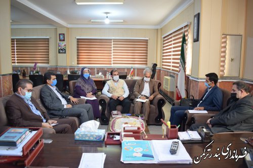 دیدار مدیرکل ستاد اجرایی فرمان امام (ره) استان با فرماندار ترکمن
