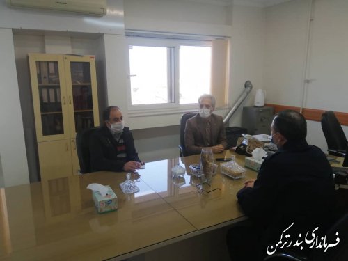 بازدید سرزده فرماندار ترکمن از اداره گاز شهرستان