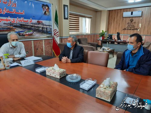  دیدار نوروزی کارکنان اداره محیط زیست شهرستان ترکمن  با فرماندار