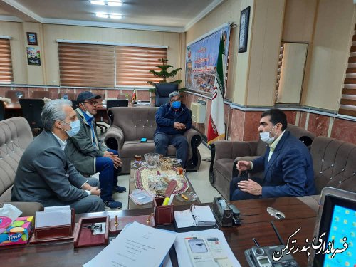 نشست مدیرعامل شرکت آسمانه دریای خزر با فرماندار شهرستان ترکمن