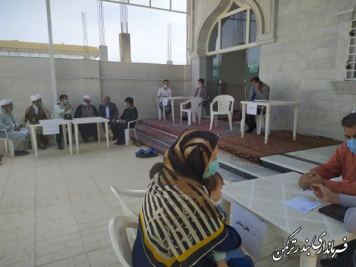 برگزاری میزخدمت در مسجد جامع شهرستان ترکمن