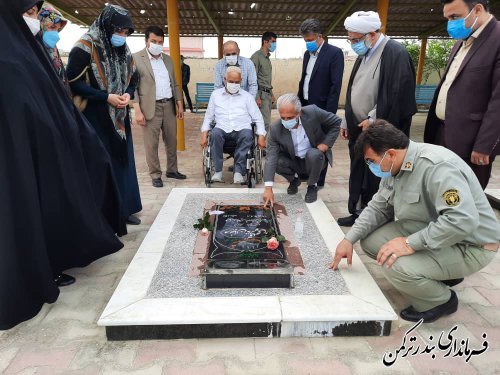 غبارروبی گلزار شهدای بهشت فاطمه شهرستان ترکمن