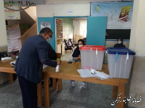 ضدعفونی شعب اخذ رای شهرستان ترکمن پیش از آغاز رای گیری