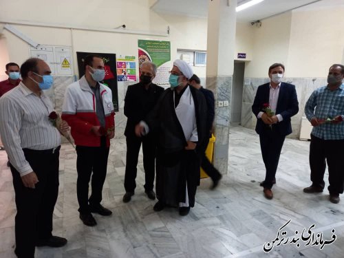 تجلیل  فرماندار ترکمن از پزشکان بیمارستان امام خمینی (ره) شهرستان