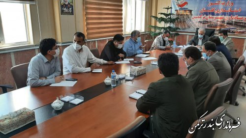 جلسه بررسی مشکلات آب، برق و گاز روستاها و شهرهای شهرستان ترکمن 