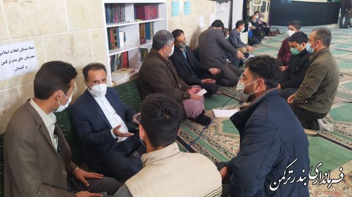 برپایی میزخدمت  جهادی ادارات شهرستان ترکمن