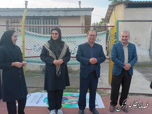 به مناسبت هفته سلامت زنان ایرانی و هفته تربیت بدنی مراسم پیاده روی برگزار شد