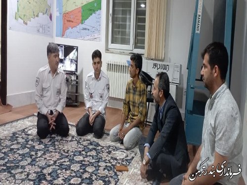 دیدار شبانه بخشدار مرکزی بندرترکمن با پرسنل اورژانس جاده ای خواجه لر