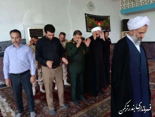 حضور امام جمعه و مسوولان بندرترکمن در مسجد جامع جزیره آشوراده